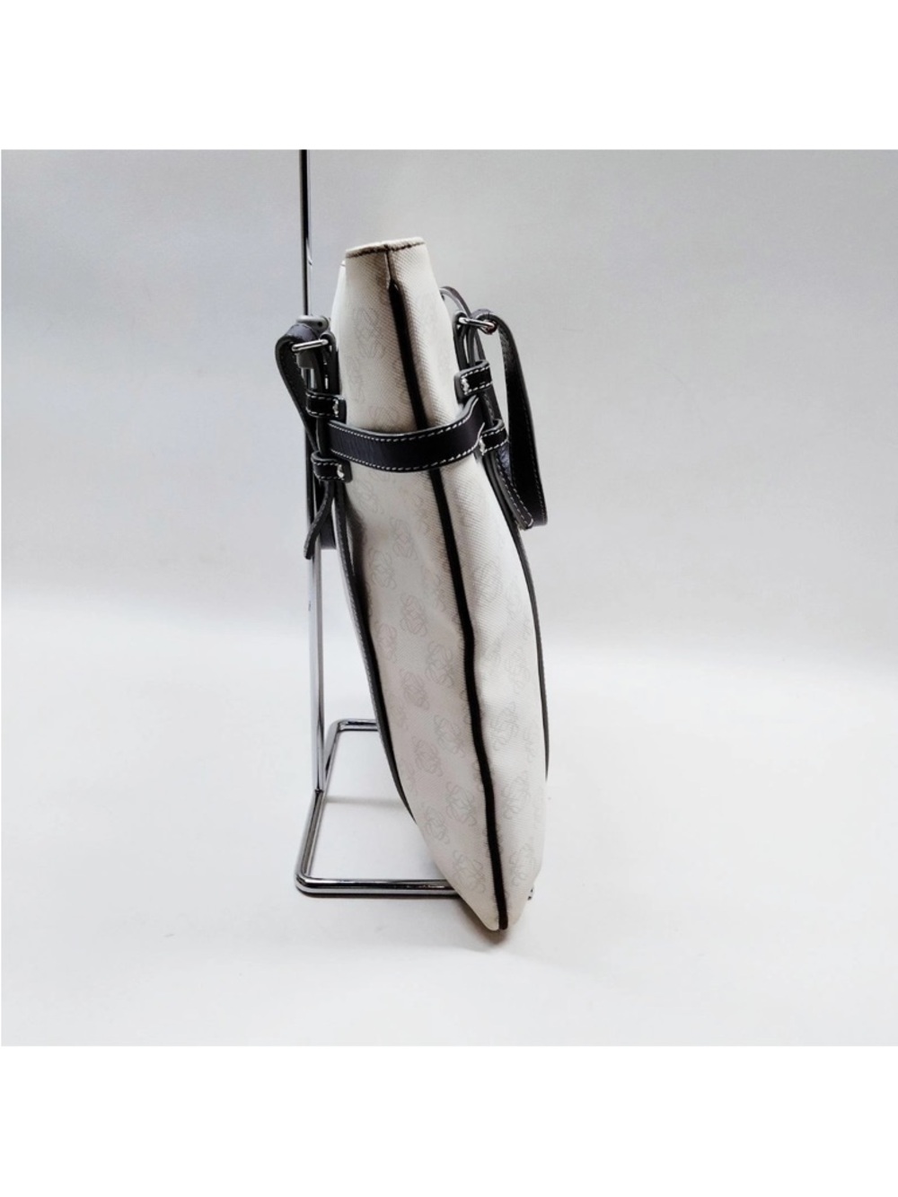 Loewe Anagram Logo White Tote - Picture 3 of 9